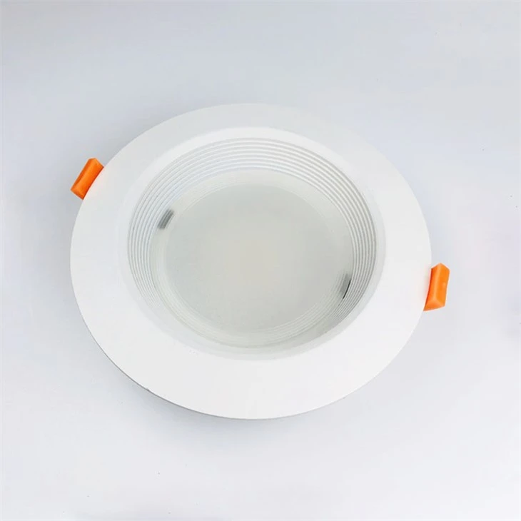 Downlights LED de 240 voltios