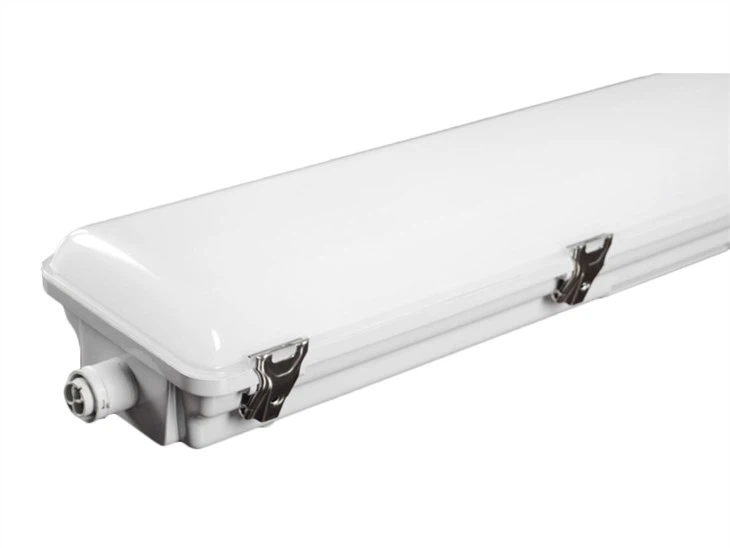 Tubo de luz lineal de 8 pies para exterior Tri-Proof