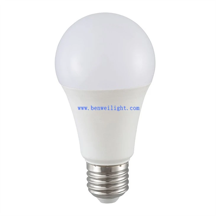 Bombillas de luz blanca fría E27