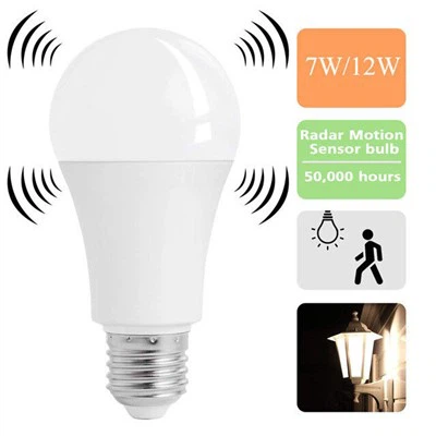 Bombilla de lámpara automática con sensor de movimiento PIR LED E27