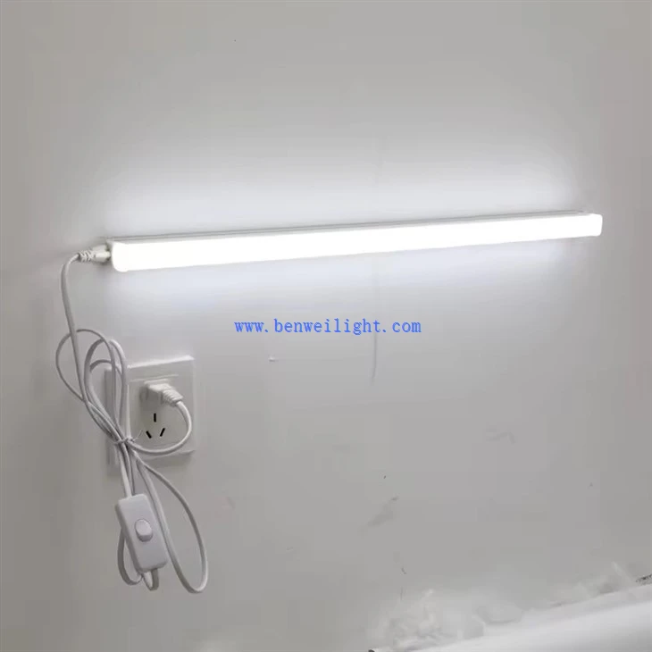 T5 Linkable Integrated LED Tube Light fixture with switch 4
