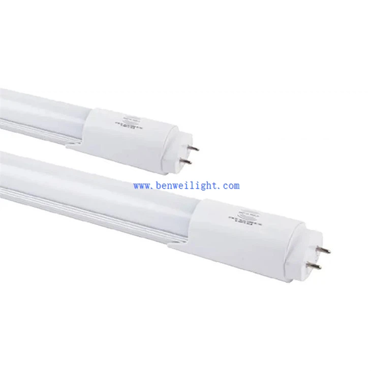 Luz de tubo LED para interiores con sensor