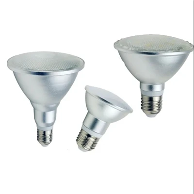 Foco LED E27 PAR38 13.5 W 1035 lm 15D - 827 Blanco muy cálido