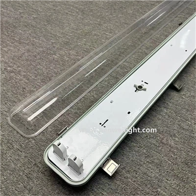 Tira de luz T8 tri-prueba, sistema de frenos antibloqueo de 1,2-metros, materiales informáticos, IP65 a prueba de polvo, 18W-58W.