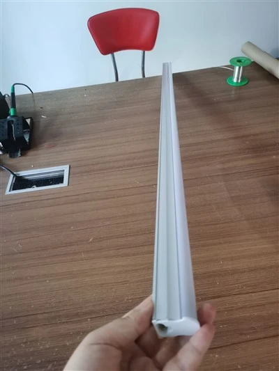 Luz de tubo LED integrada T5